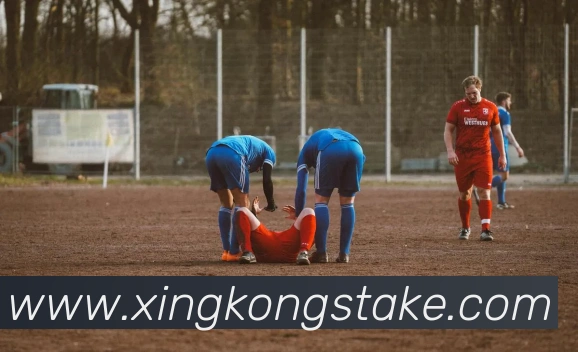 桑乔女友每周收几万镑引发争议其巨额债务成焦点