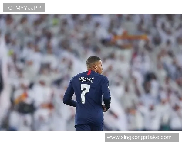 姆巴佩职业生涯进球数突破400大关罗马诺社交媒体祝贺海报引关注 姆巴佩职业生涯进球数突破400大关罗马诺社交媒体祝贺海报引关注